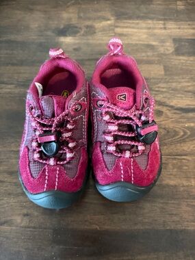 Keen Kids Maroon and Pink Lace-Lock Sneakers